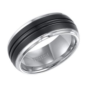 9mm Comfort Fit White Tungsten with Black Tungsten Center with Horizontal Center Line Detail