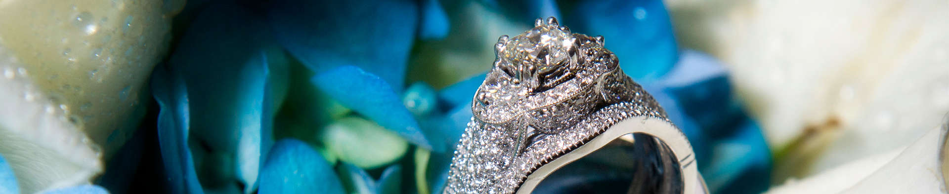 Diamond engagement ring